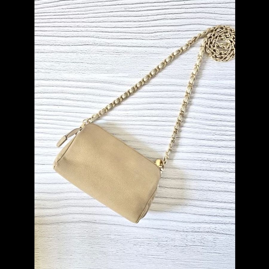 【LA LUNE】絕版中古包 Chanel米杏色魚子醬皮革斜背包 單肩包 側背包 二手-4