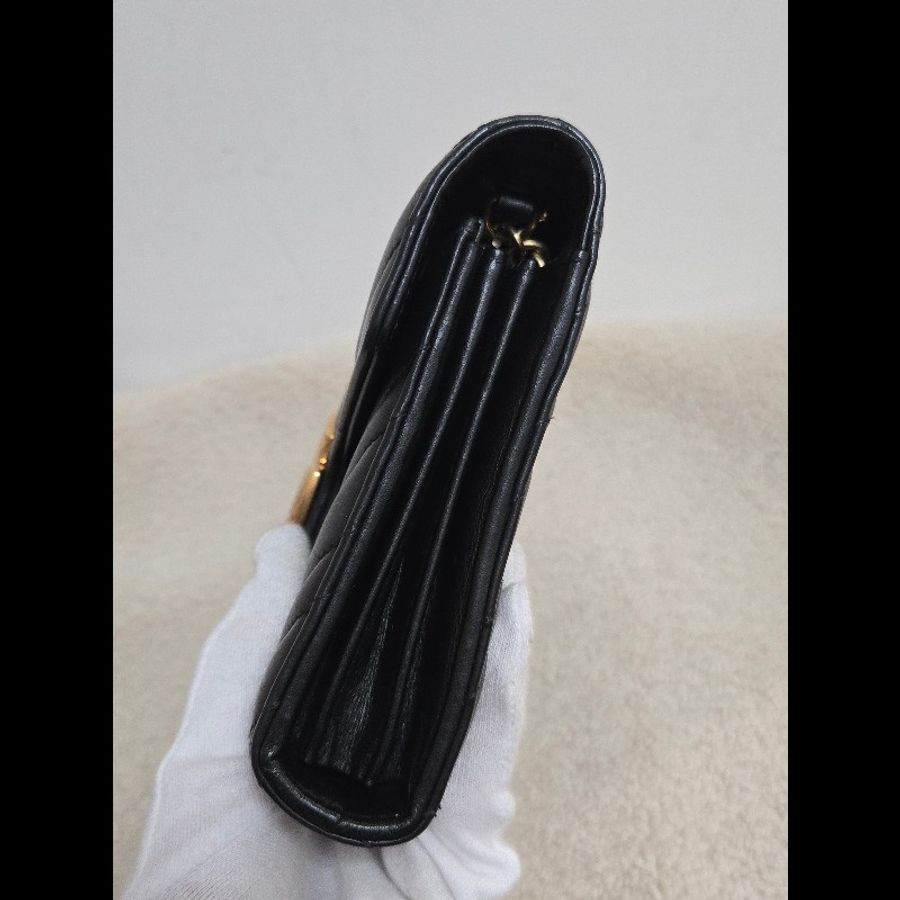 Gucci GG Marmont 金色雙G logo 馬蒙 馬夢 黑金 WOC 信封包 鏈帶包 斜背包 經典山形紋-16