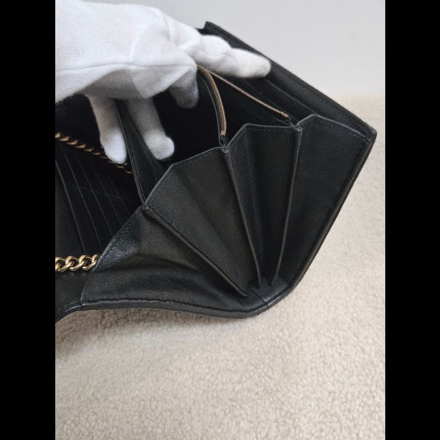 Gucci GG Marmont 金色雙G logo 馬蒙 馬夢 黑金 WOC 信封包 鏈帶包 斜背包 經典山形紋-29