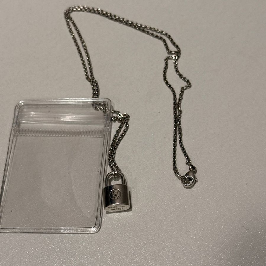 Louis Vuitton 慈善款純銀鎖頭項鍊 🔒-5