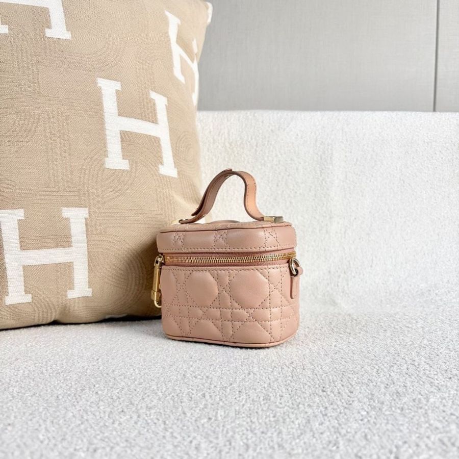 Dior mini Vanity化妝盒子 裸粉色 金扣 11*10*7 98新配件塵-4