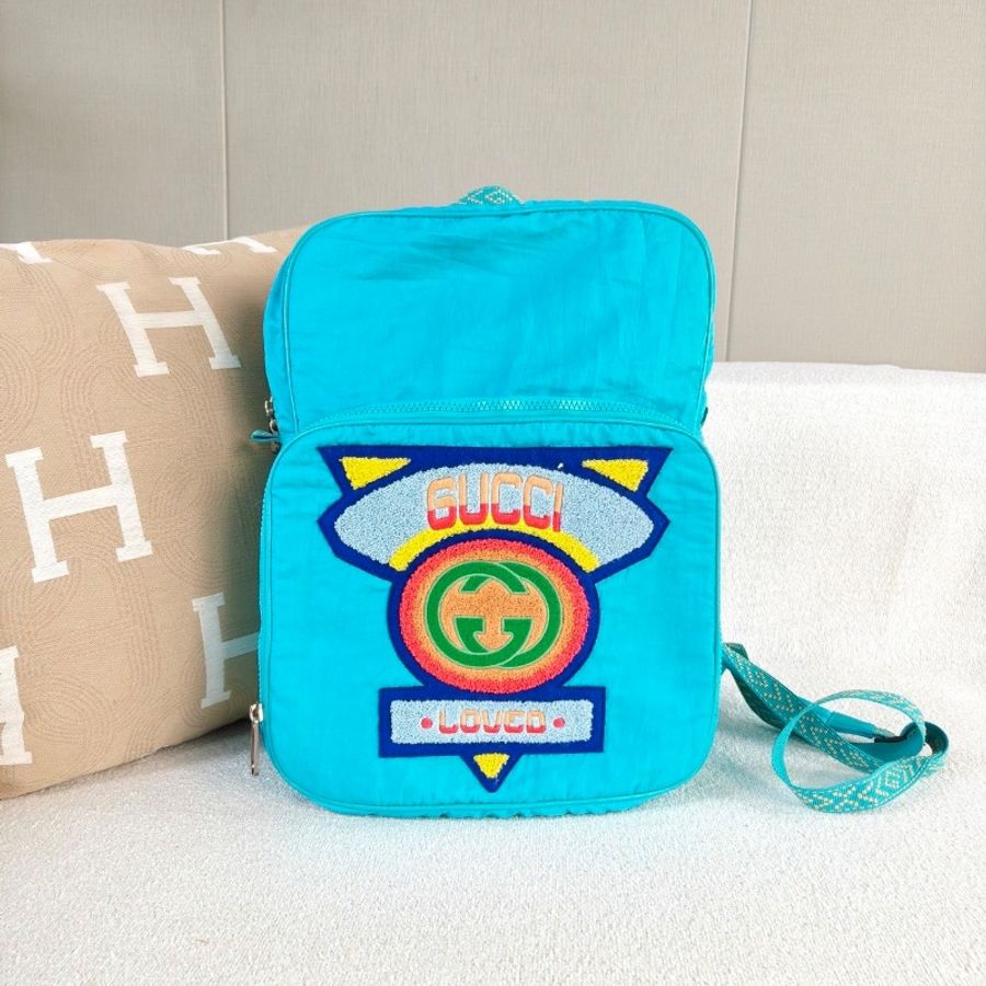 Gucci 限量彩虹徽章拼接後背包40*30*12  99新配件塵袋-6