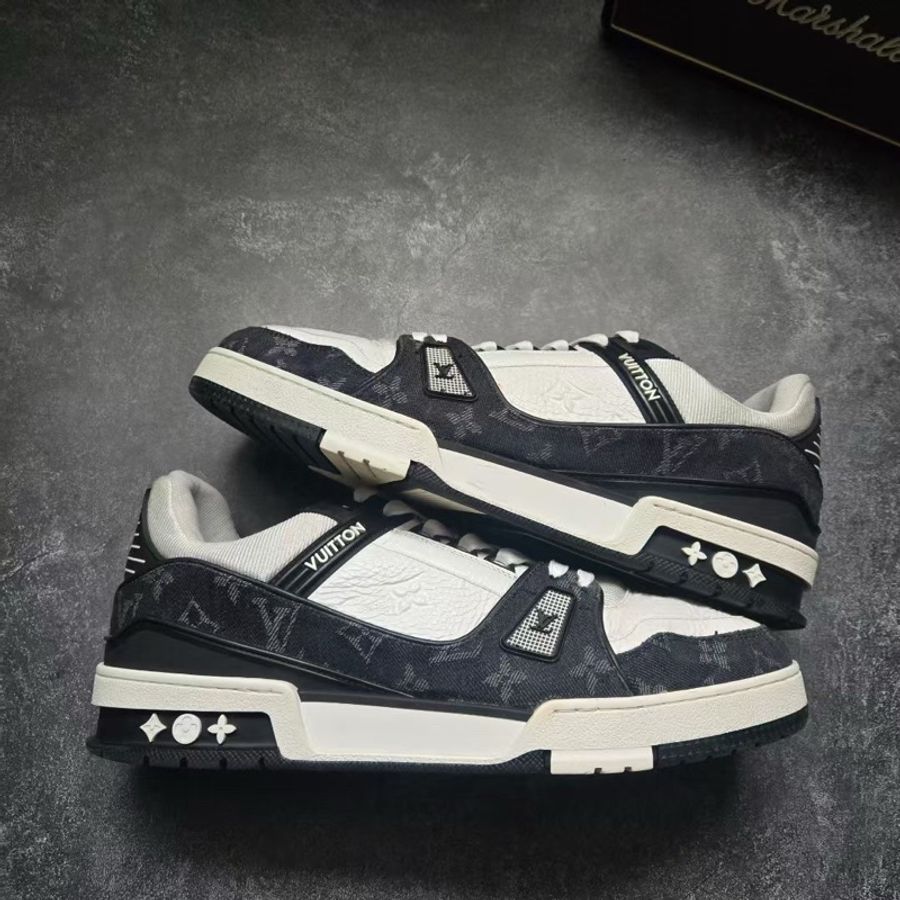 LOUIS VUITTON 路易威登 LV TRAINER 黑白牛仔 9碼/43碼-4