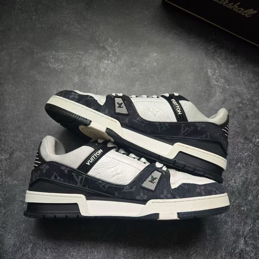 LOUIS VUITTON 路易威登 LV TRAINER 黑白牛仔 9碼/43碼-5