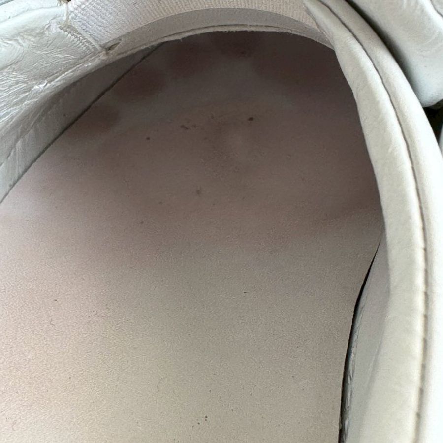 ✨貴婦都愛 RV 白色厚底水鑽方扣樂福鞋-9