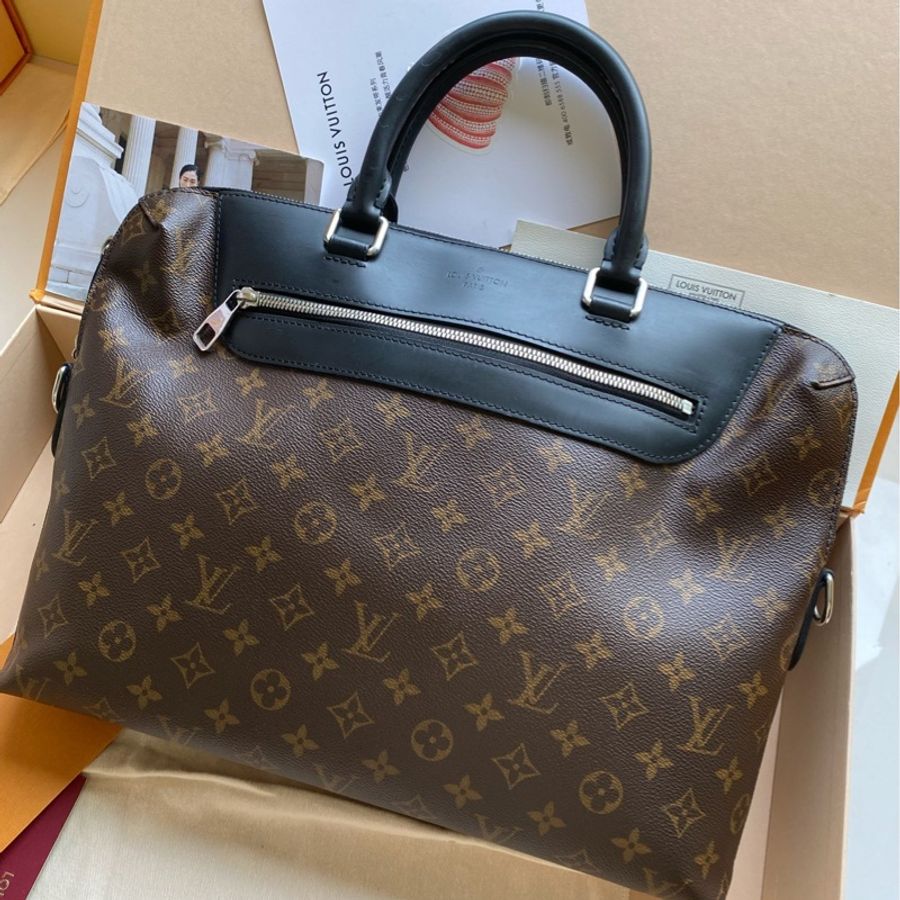 99新閒置品 LV棋盘格 公文包-6