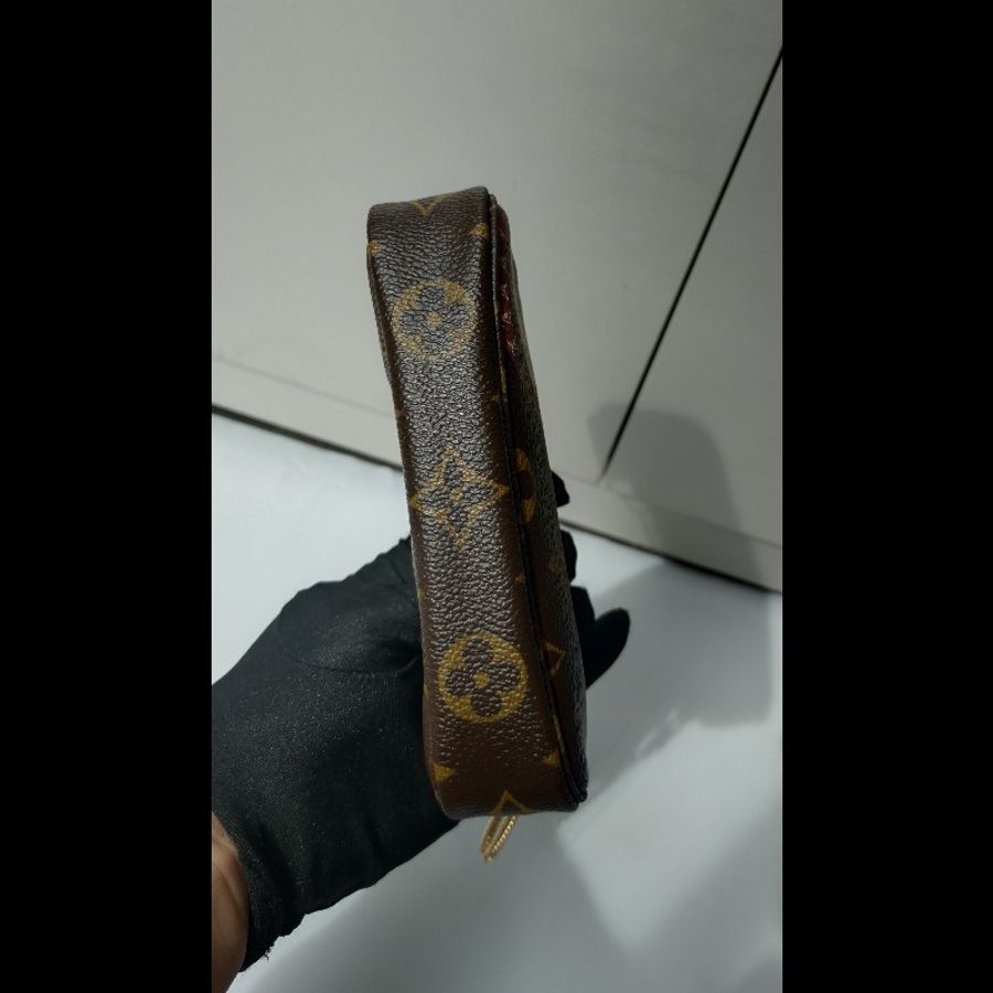 LV 老花限定行李箱圖騰15公分金鍊小包-6