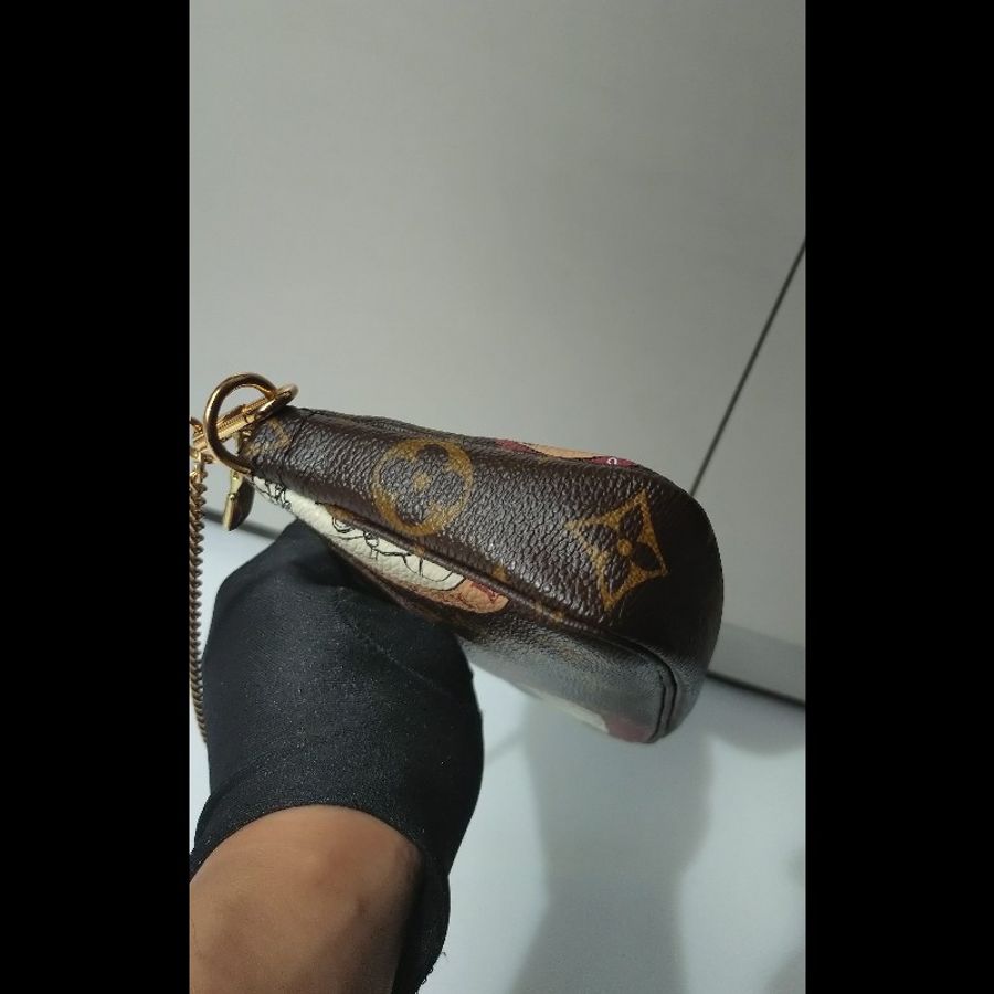 LV 老花限定行李箱圖騰15公分金鍊小包-7