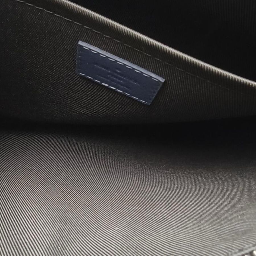 LOUIS VUITTON PochetteTogo手拿包藍色牛皮晶片-5
