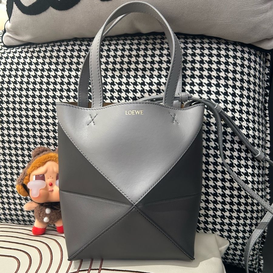 Loewe Mini Fold Tote bag 深灰牛皮拼銀色-0