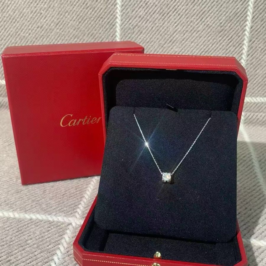 Cartier卡地亞 1 克拉牛頭石鑽石白金項鍊,主鑽 1.01 克拉,h 色,vvs1 淨度-0
