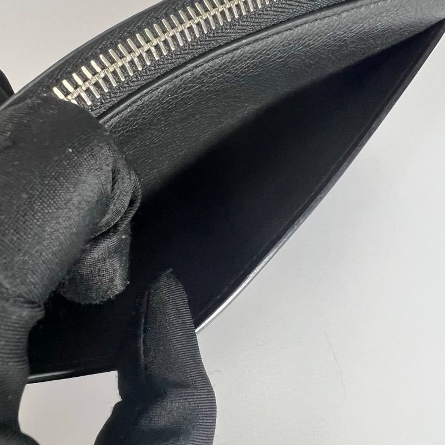LV M62622 黑牛皮大LOGO長夾-9