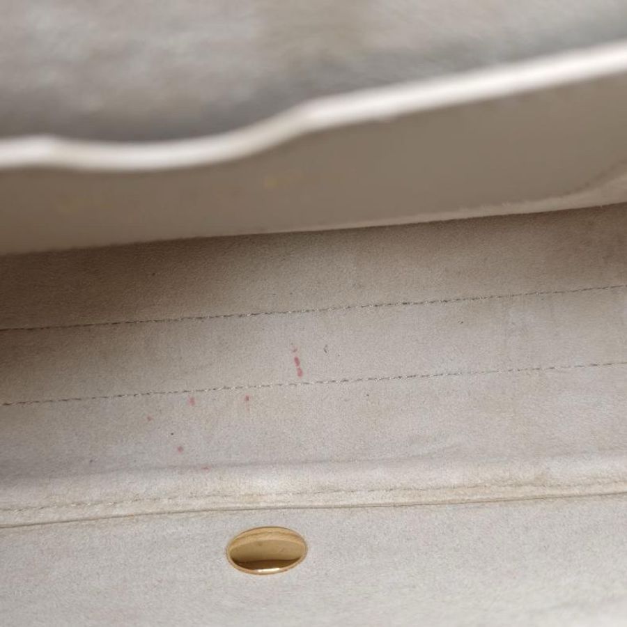 DIOR DiorBobby中號22奶茶色牛皮金扣肩背包2020-5