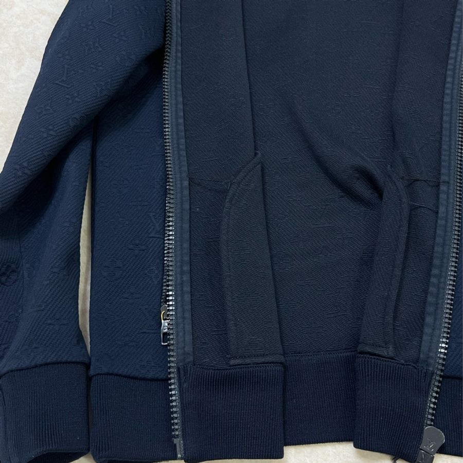 LV Monogram 全拉鏈上衣 壓紋設計-13