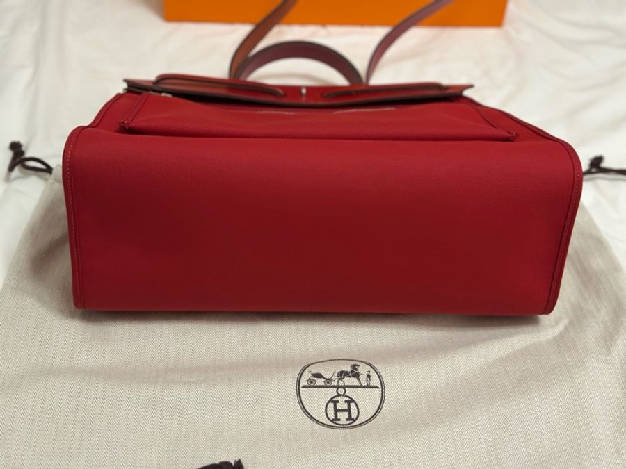 Hermès 愛馬仕 HerBag Zip 31 手提/肩背包 (D刻/石榴紅/銀扣)近全新 手提/肩背兩用包-15