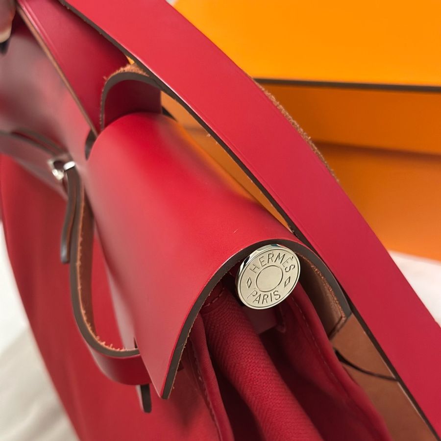 Hermès 愛馬仕 HerBag Zip 31 手提/肩背包 (D刻/石榴紅/銀扣)近全新 手提/肩背兩用包-28