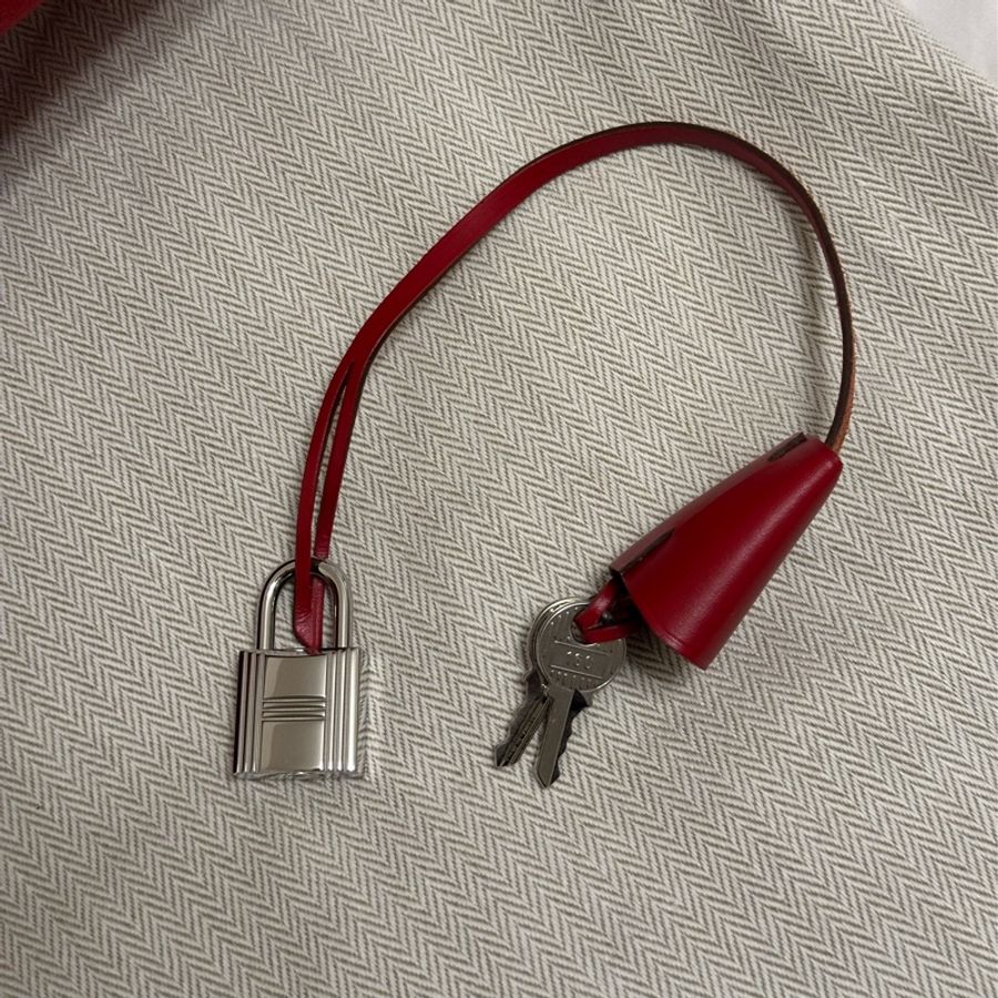 Hermès 愛馬仕 HerBag Zip 31 手提/肩背包 (D刻/石榴紅/銀扣)近全新 手提/肩背兩用包-31