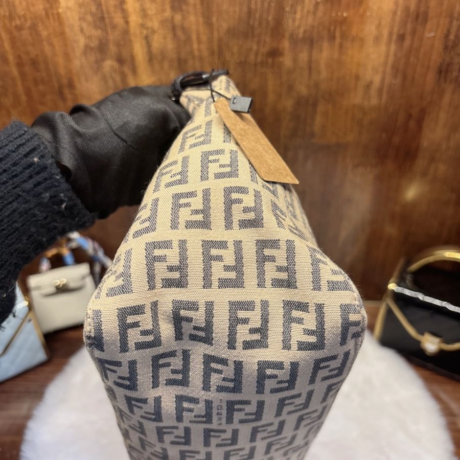 Fendi FF 標誌手提包-4