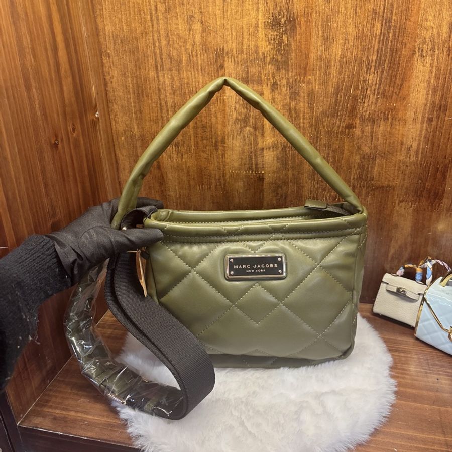 Marc Jacobs 橄欖綠菱格紋手提包-0