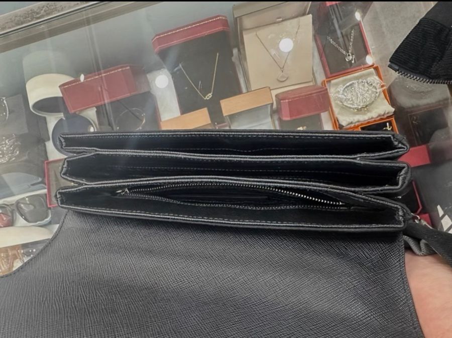 Prada 黑色牛皮尼龍雙拼鏈條斜挎包-5