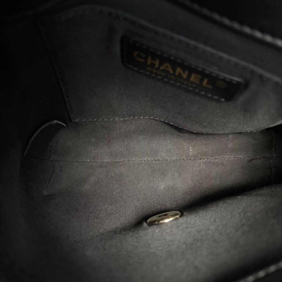 Chanel 口蓋鏈條包黑金牛皮17*16*5 98新配件塵袋-2