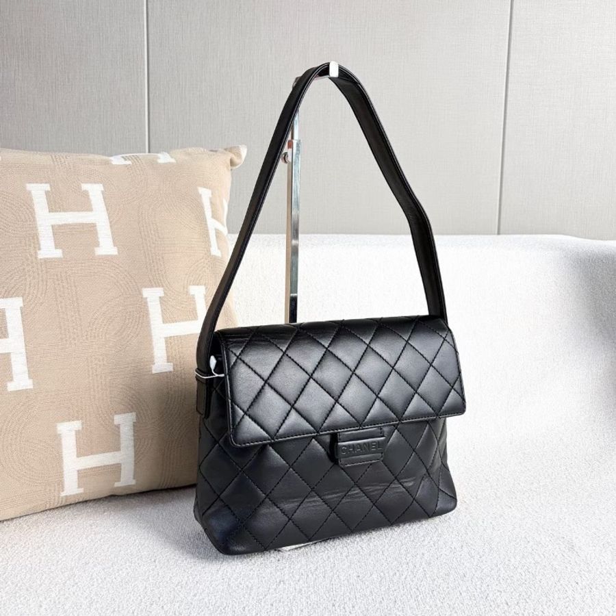 Chanel中古翻蓋插口肩背包黑色羊皮25*21*9 98新配件塵袋保卡-5