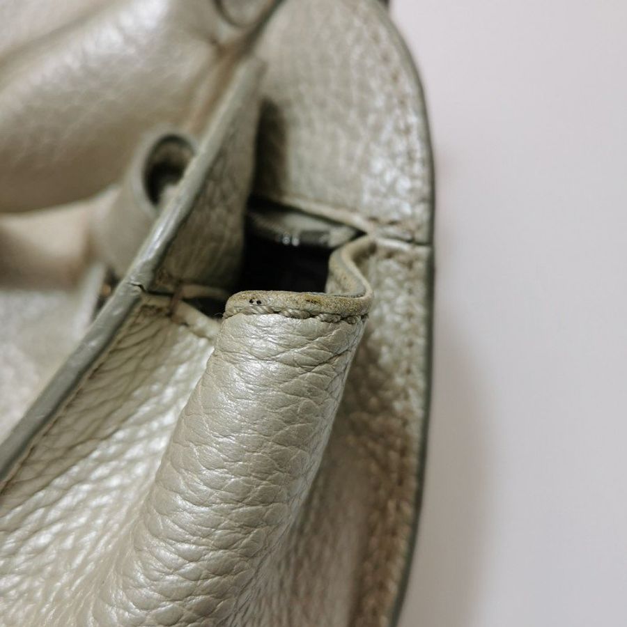 Celine Bittersweet牛皮純色字母logo搭扣單肩包-10