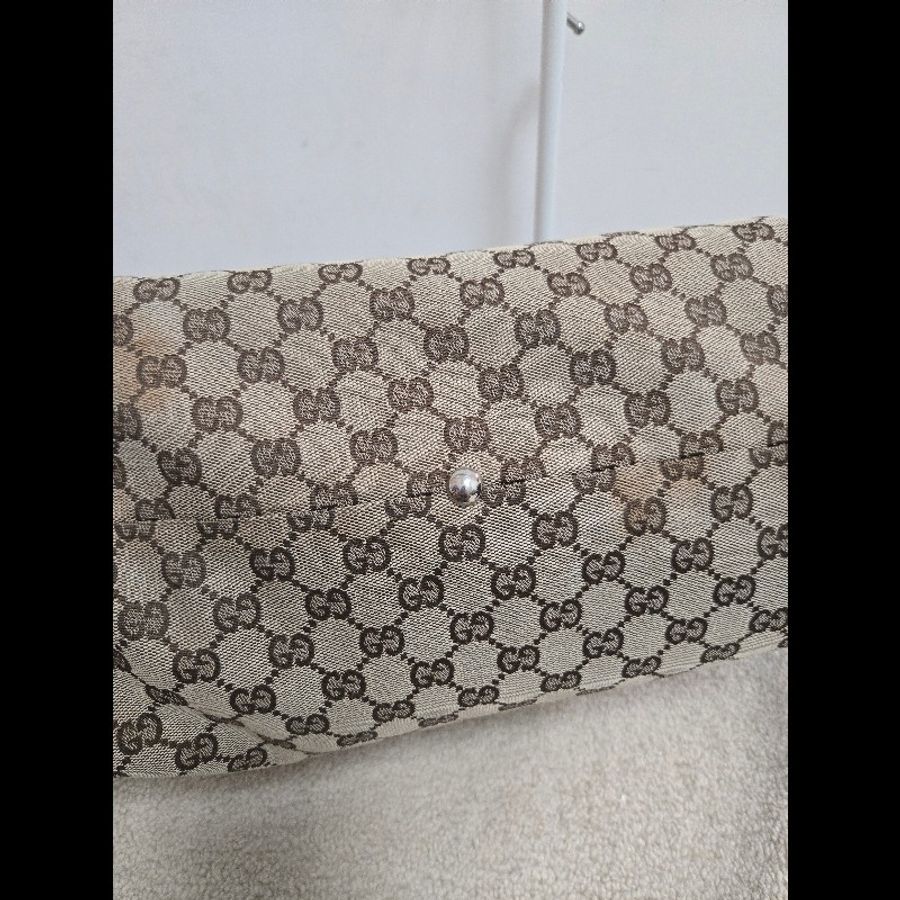 Gucci 古馳 經典大馬銜扣 GG 老花帆布大托特包-13