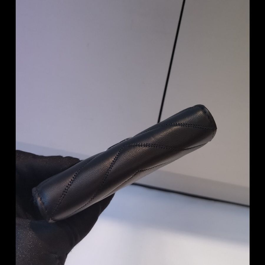 Chanel 黑皮V格下蓋卡片零錢包-5