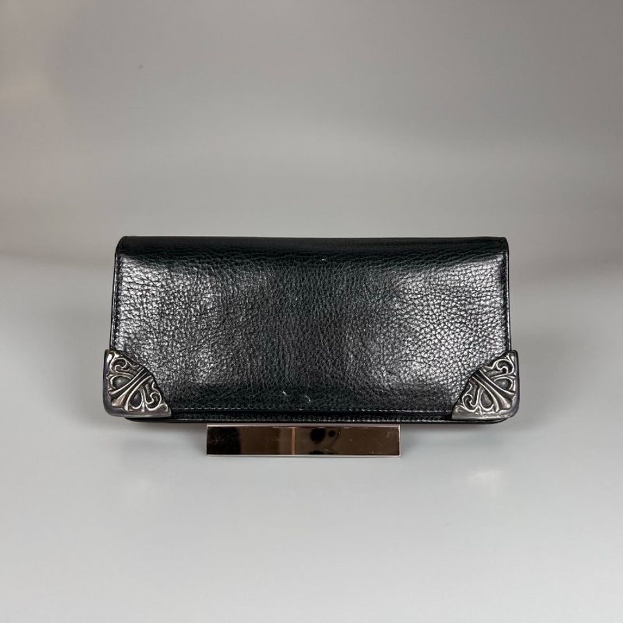 Chrome Hearts 黑皮革鐵牌對開長夾-1