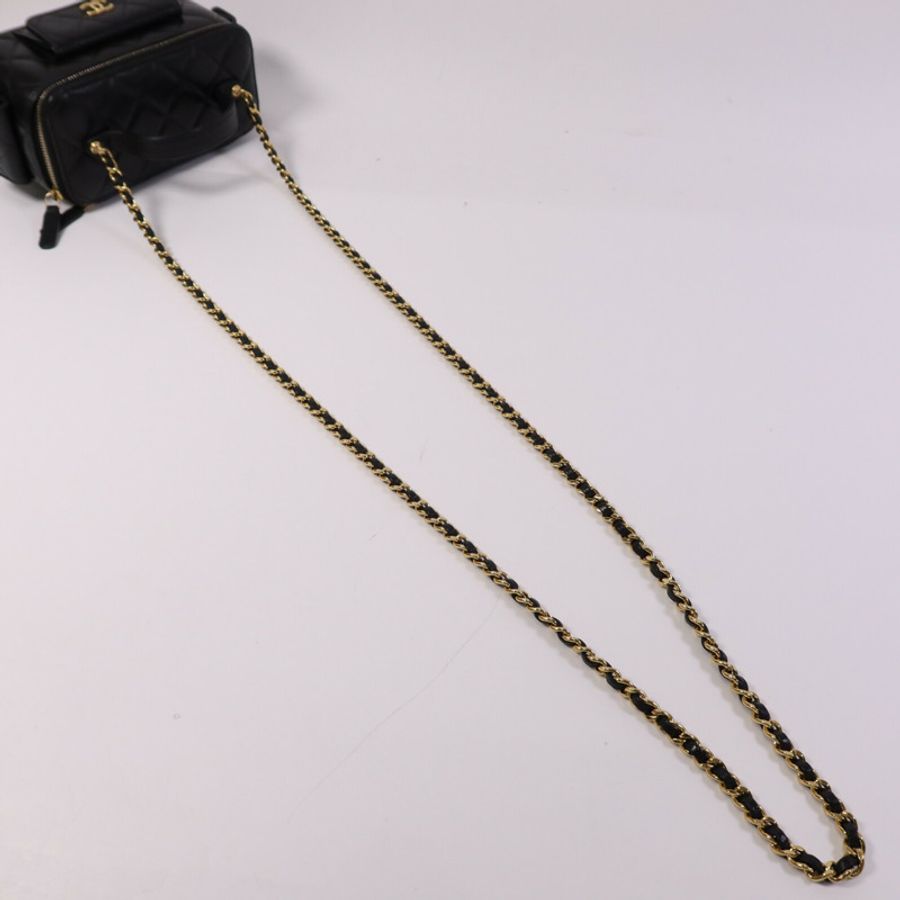 CHANEL 羊皮皮革Vanity Case金扣鏈帶肩背袋-8
