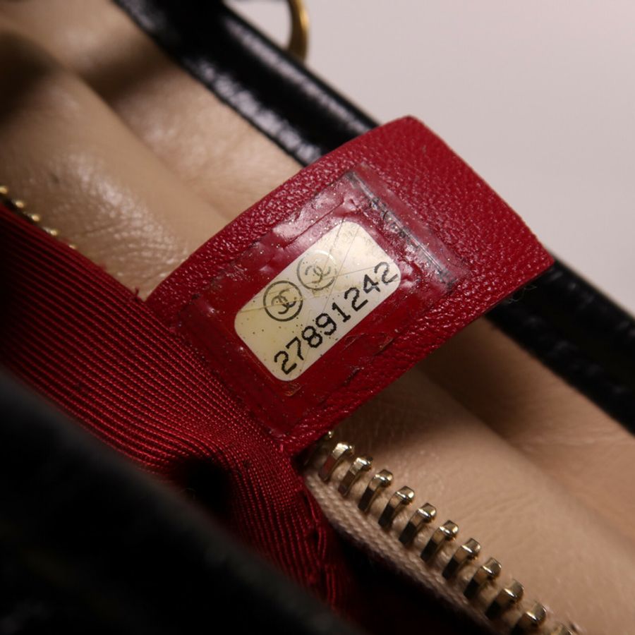 CHANEL 牛皮皮革Gabrielle鏈帶肩背袋-6
