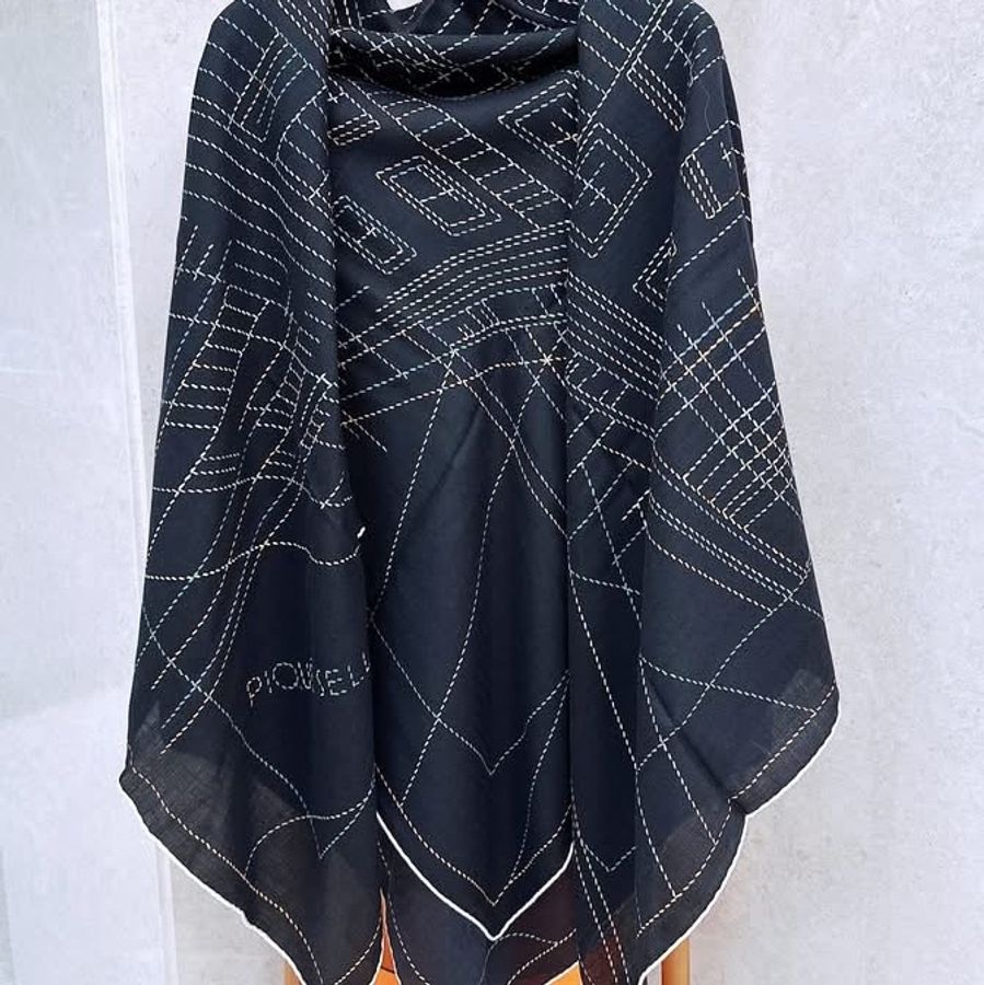 Hermes 愛馬仕 Pique sellier 羊絨披肩/圍巾/3Y黑呢色/全新美品-2
