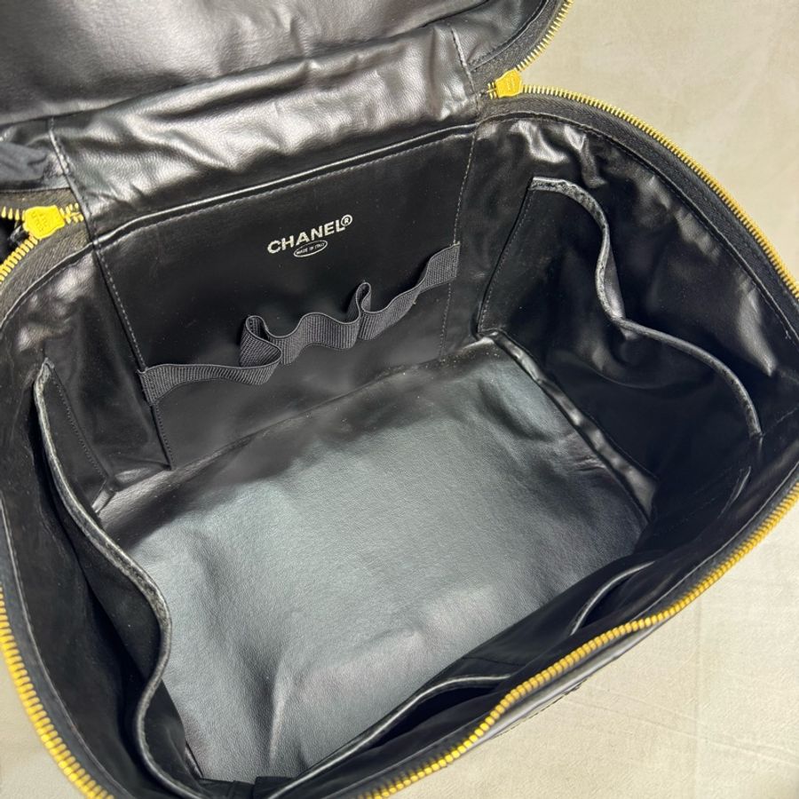 Chanel 菱格漆皮化妝包 手提 斜背 中古 vintage 二手-15