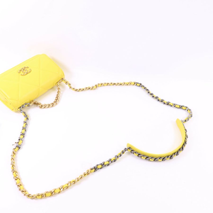 CHANEL 羊皮皮革C19 Wallet On Chain手挽肩背兩用袋-7