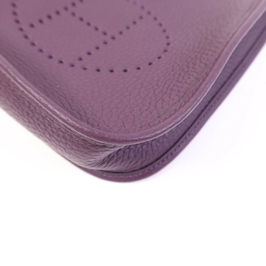 HERMES Clemence皮革Evelyne TPM金扣肩背袋Cassis/Rouge Grenat-10