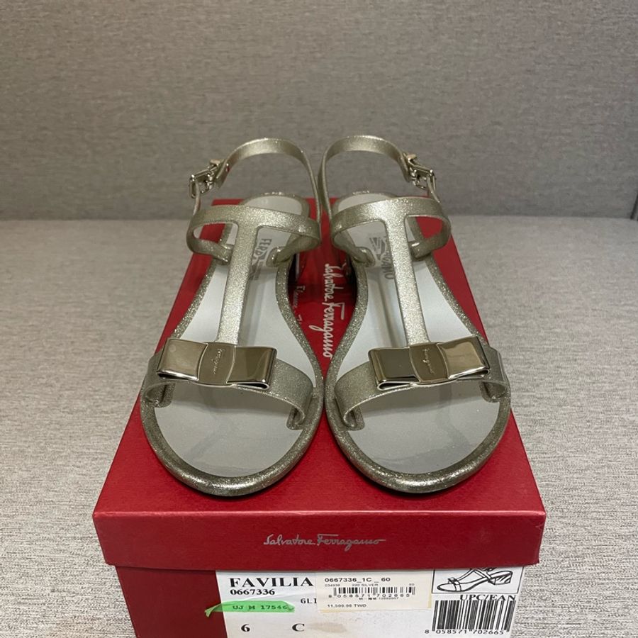 ferragamo銀色涼鞋6號-0