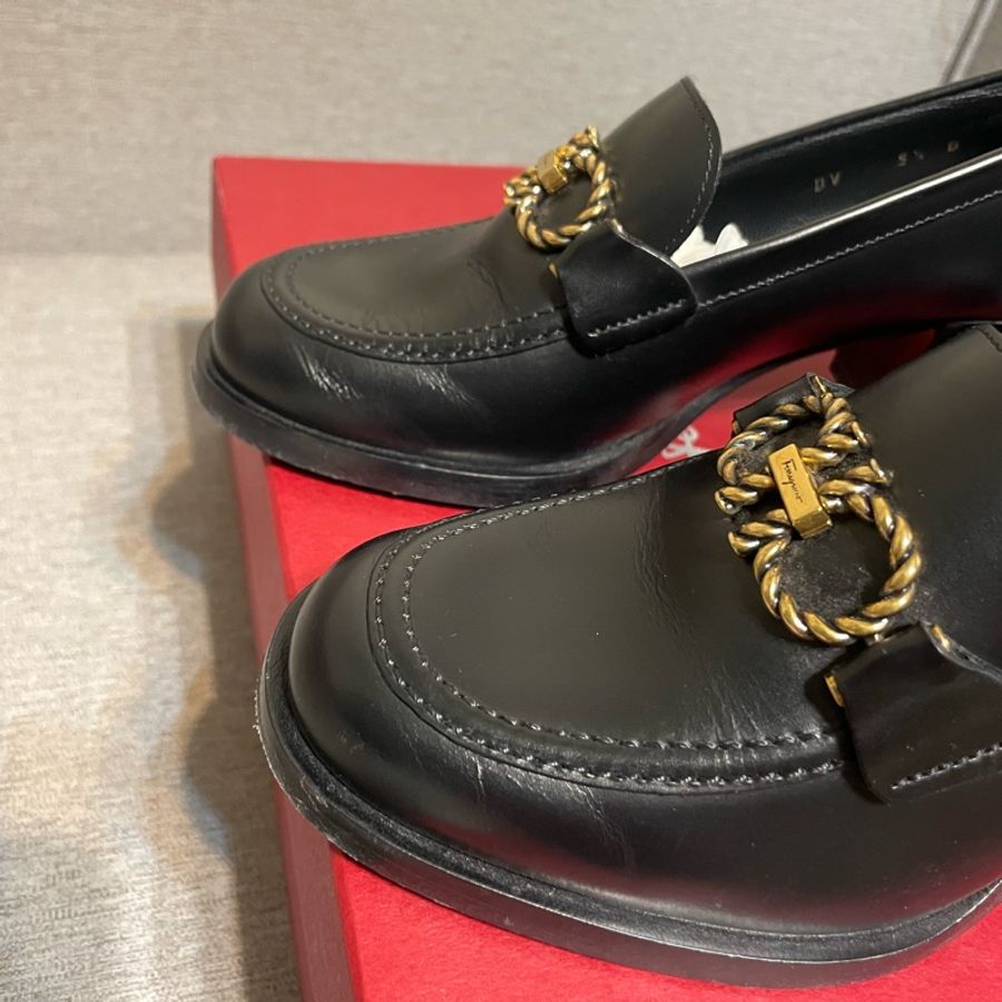 ferragamo黑色福樂鞋5.5號-3