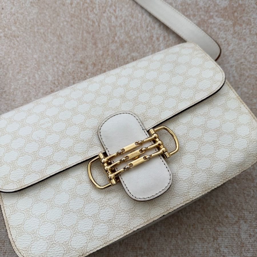 celine vintage 白色老花 海錨扣 盒子 Box 斜挎包 賽琳 macadam-1