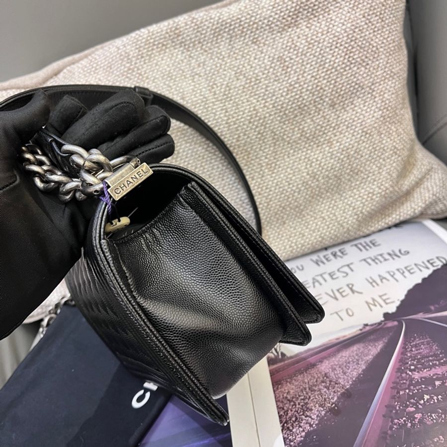99新 Chanel香奈兒黑銀leboy荔枝紋牛皮小號-2