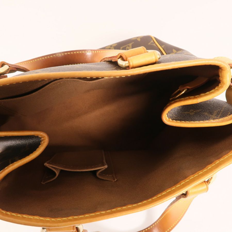 LOUIS VUITTON Monogram Batignolles Vertical金扣手挽袋-11