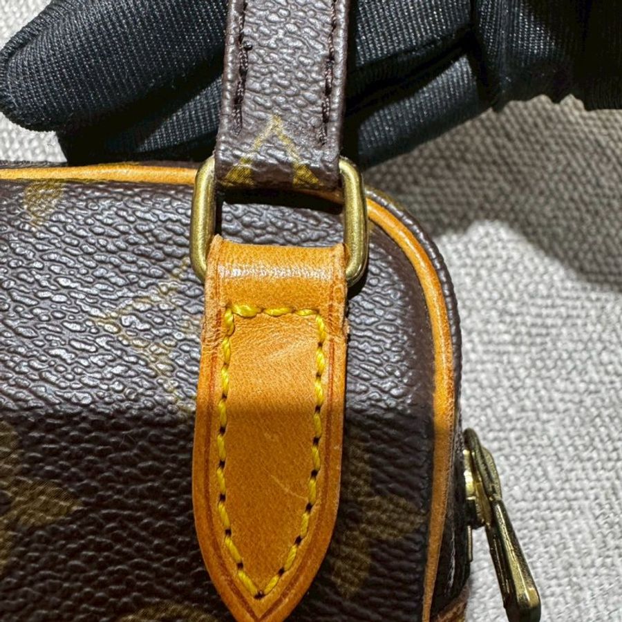 Louis Vuitton Vintage 相機包-31