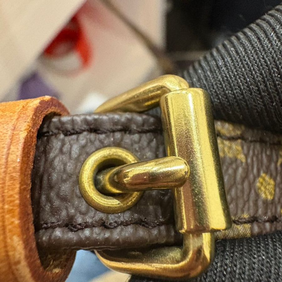 Louis Vuitton Vintage 相機包-36