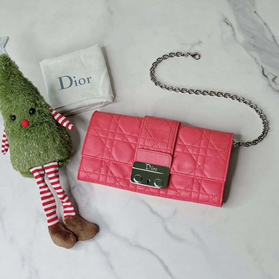 DIOR 粉色鏈帶長夾-0