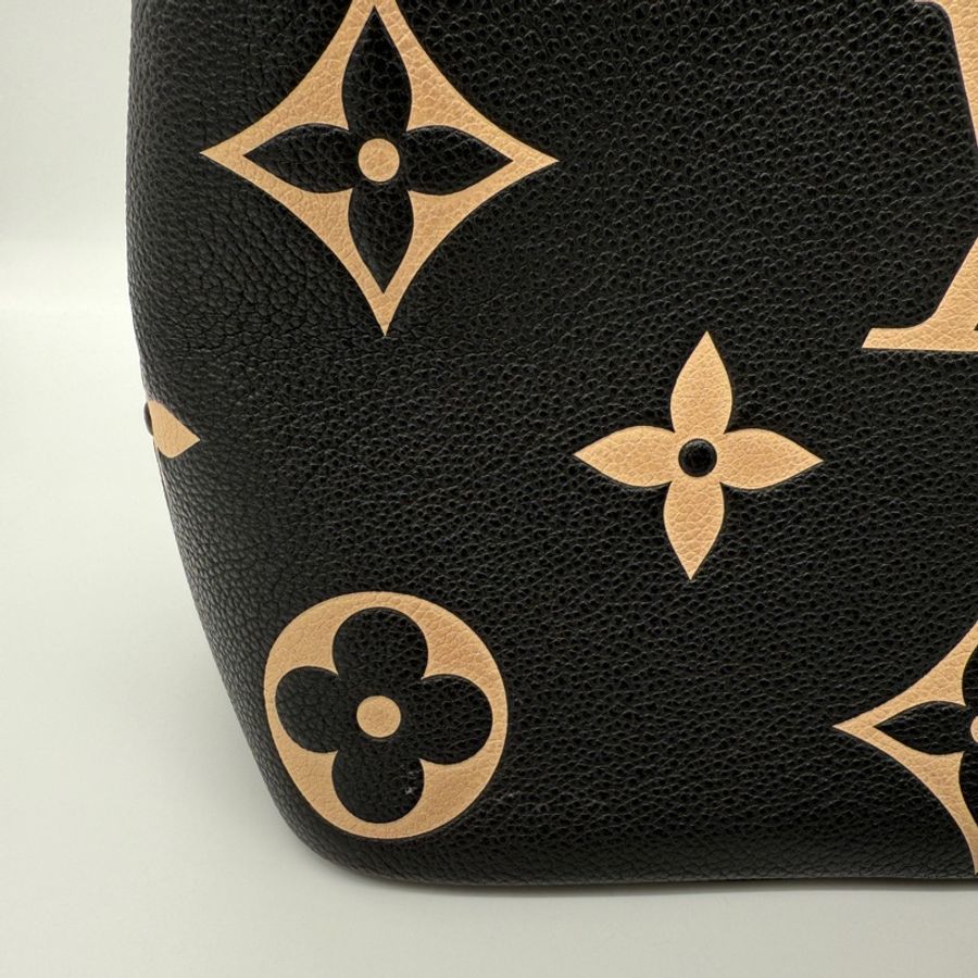 加贈MK斜背包 LOUIS VUITTON NéoNoé MM M45497 黑色 雙色壓紋水桶包-3