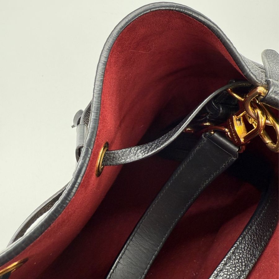 加贈MK斜背包 LOUIS VUITTON NéoNoé MM M45497 黑色 雙色壓紋水桶包-13