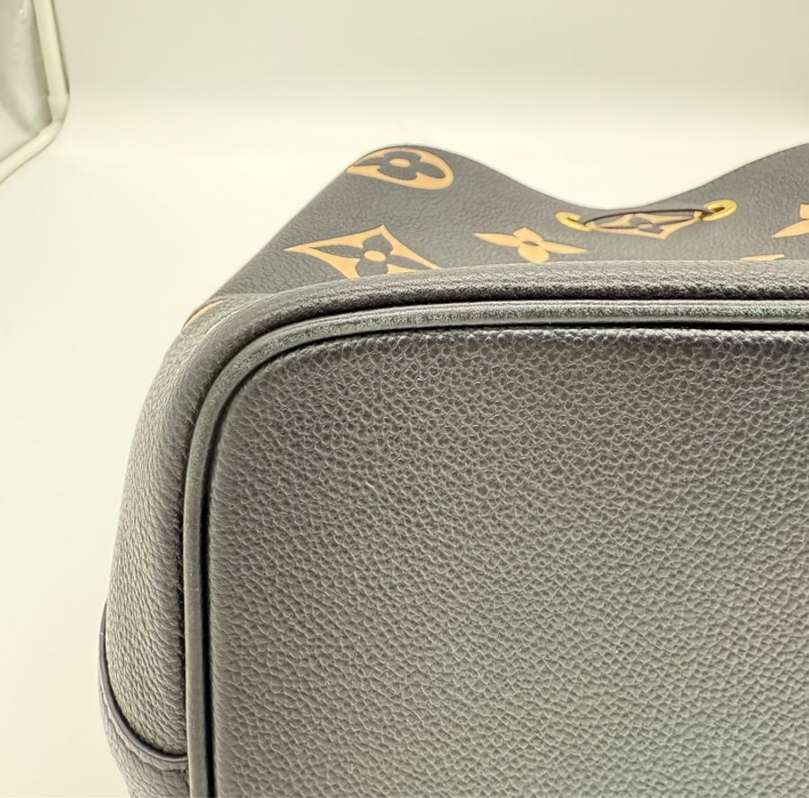 加贈MK斜背包 LOUIS VUITTON NéoNoé MM M45497 黑色 雙色壓紋水桶包-26