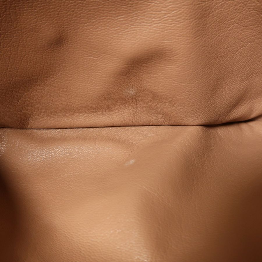 Miu Miu 牛皮皮革2 Way Shoulder金扣手挽肩背兩用袋-18