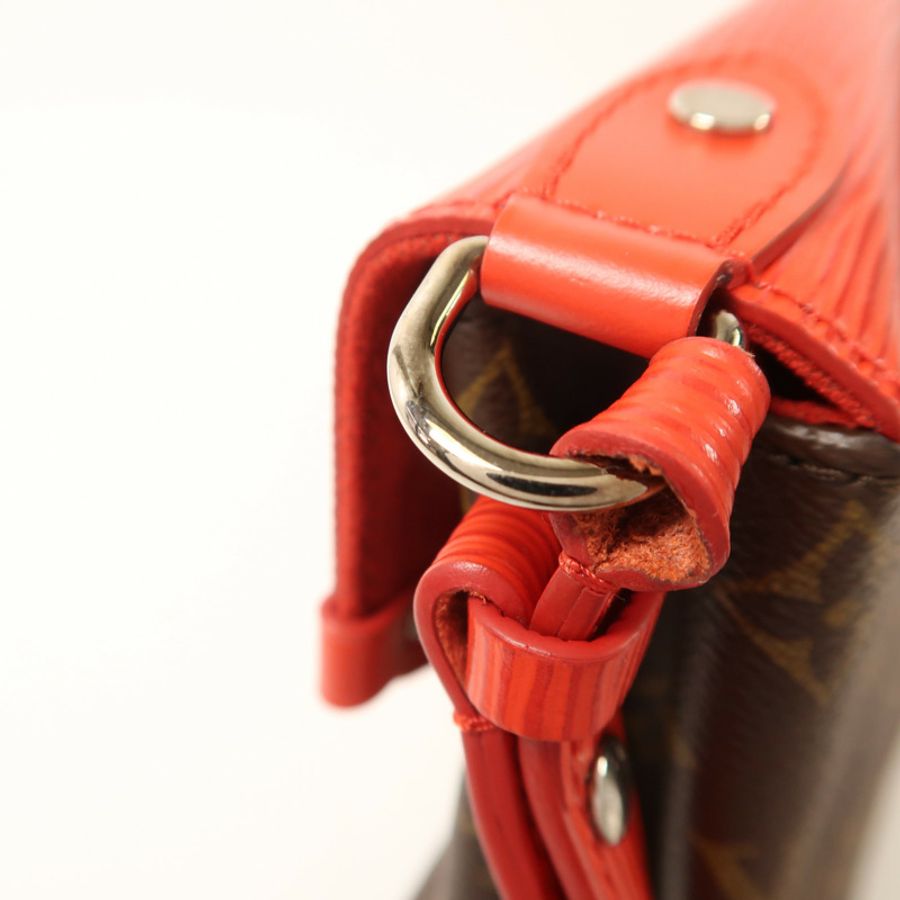 LOUIS VUITTON Monogram/Epi Saint Michel銀扣肩背袋-17