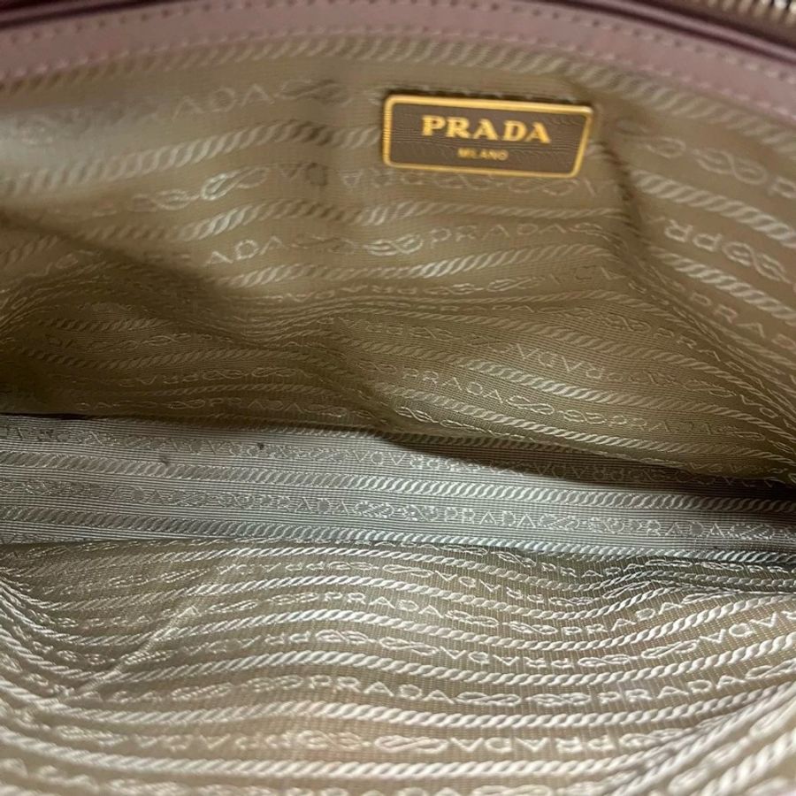 Prada 粉色經典 殺手包-13